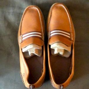 Boat shoe loafer